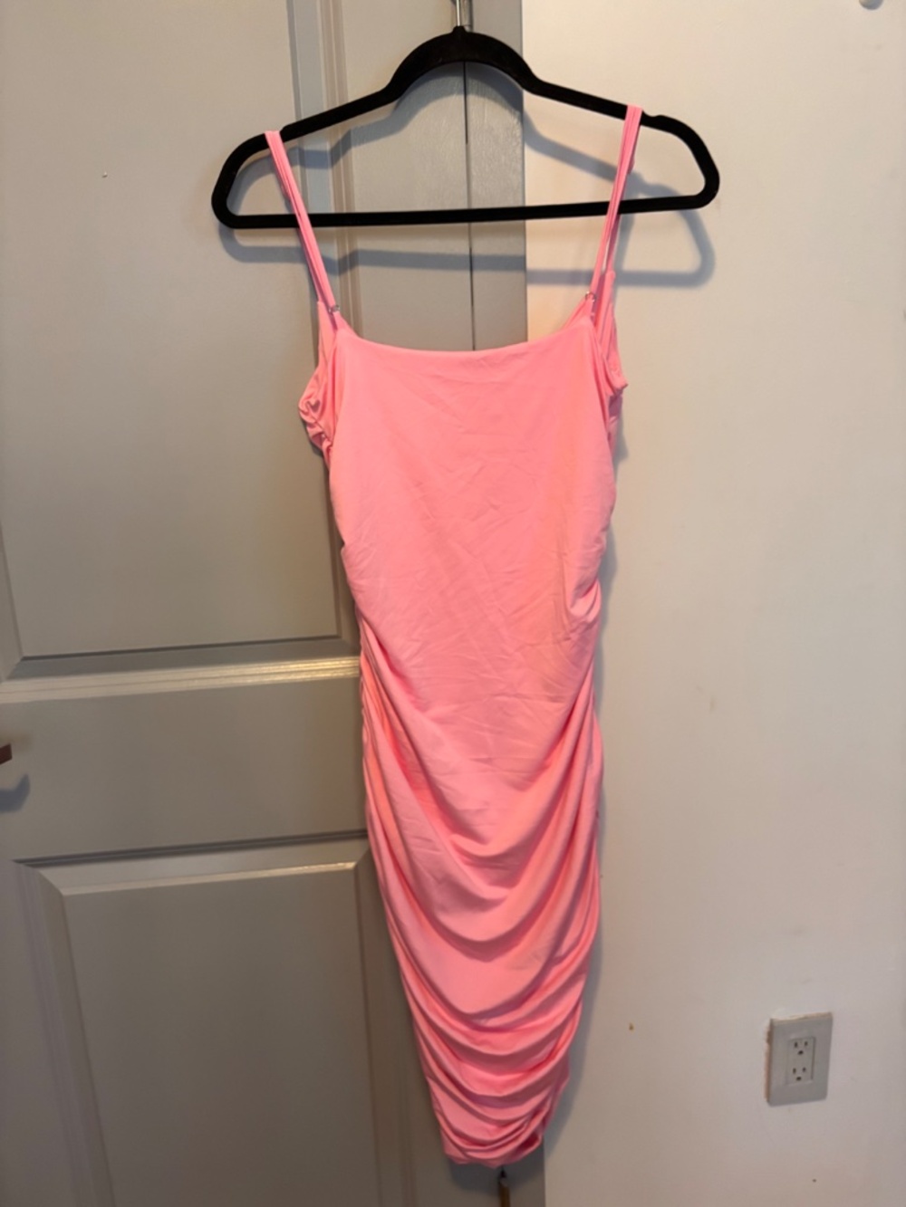 Parthea Pink Ruched Bodycon Dress - Picture 10 of 12